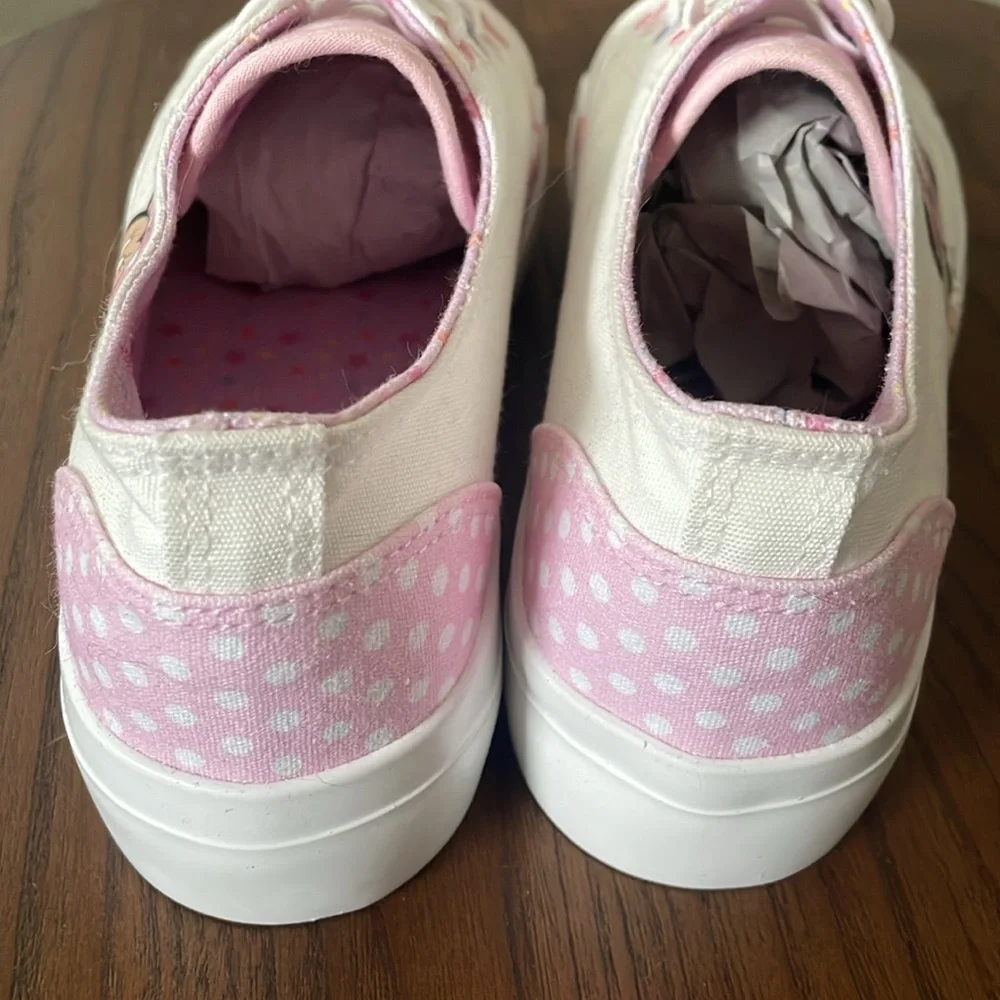 Slip on‎ Minnie shoes